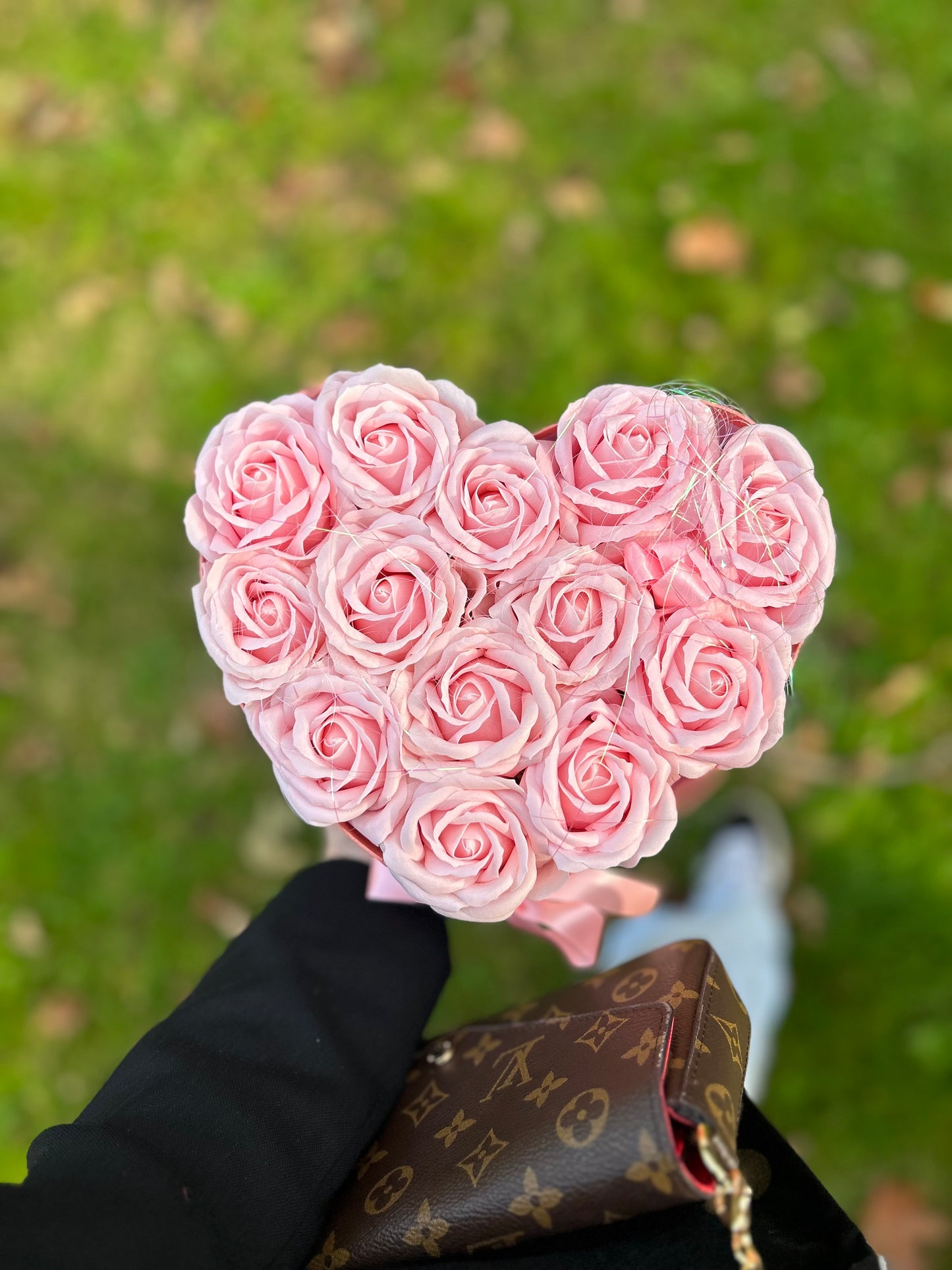 Bouquet Cadeau Fleur de Savon - 13 Roses